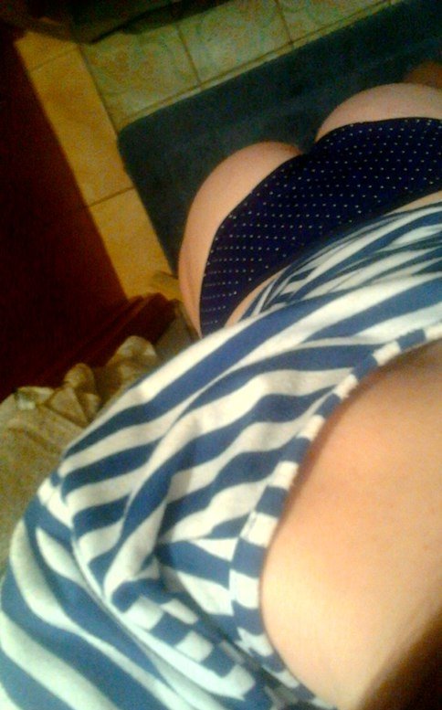 Девушка, хочу найти пару или девушку Девушка, хочу найти пару или девушку